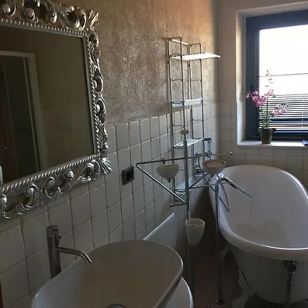 Villa Mi.da *